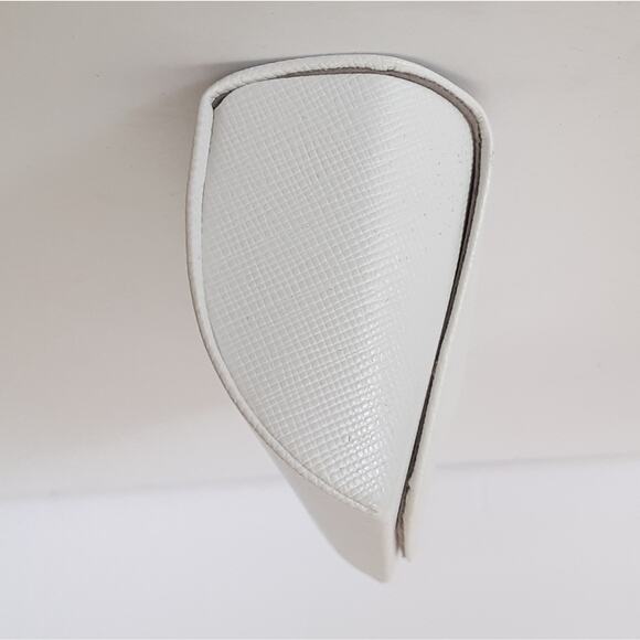 Michael Kors White Leather Hardshell Eyeglass Case Designer Sunglasses Case - Picture 6 of 9